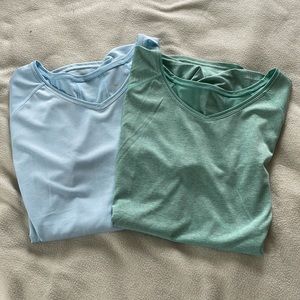 Tek Gear drytek tops. Size XL. Bundle of 2 (1 mint green, 1 sky blue)